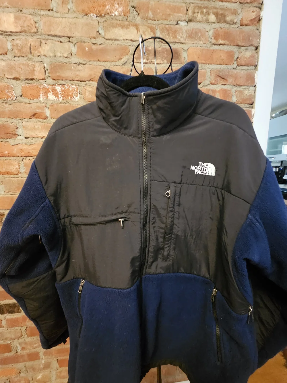 The North Face Men's Two-Tone Polartec 6 Pocket  Navy and Black Fleece Jacket